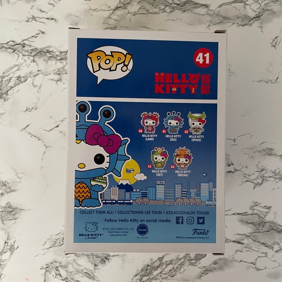 Hello Kitty Funko Pop 41 - Picture 3 of 8